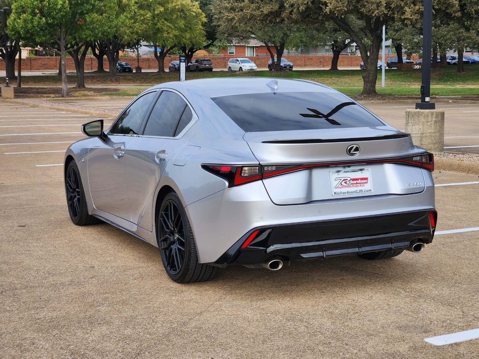 Used 2023 Lexus IS 350 F Sport RWD image 4