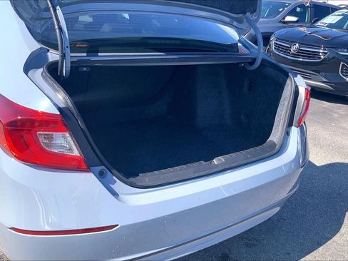 Used 2022 Honda Accord Sport image 4