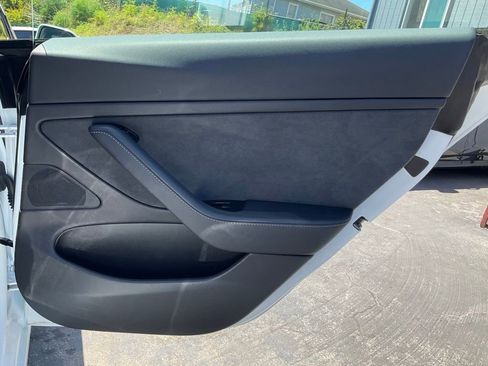 Used 2019 Tesla Model 3 Mid Range RWD image 53