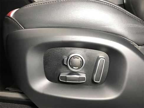 Used 2017 Land Rover Range Rover Sport SVR image 17