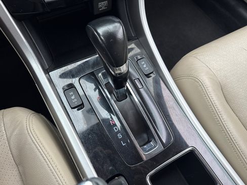 Used 2016 Honda Accord EX-L image 25