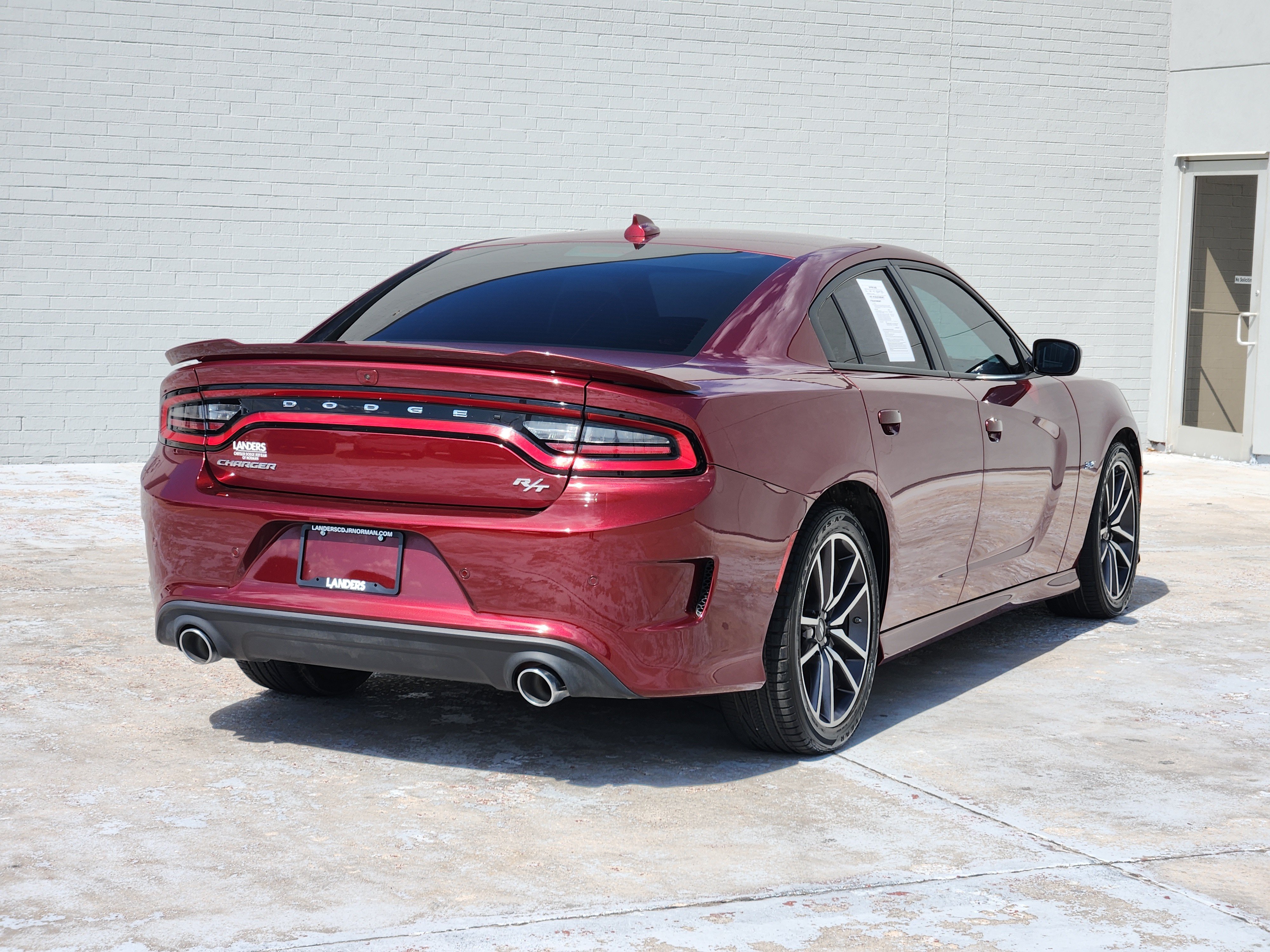 Used 2023 Dodge Charger R/T RWD image 8