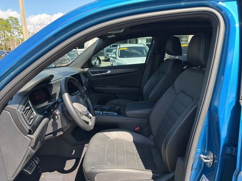 Certified 2024 Volkswagen Atlas Cross Sport SEL R-Line image 2