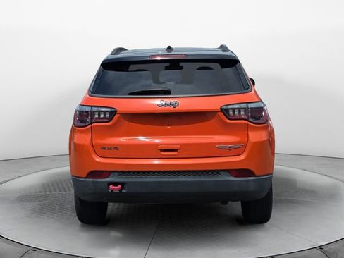 Used 2019 Jeep Compass Trailhawk AWD/4WD image 4