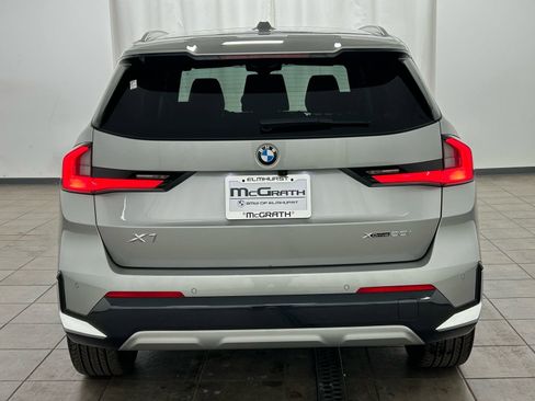 Used 2025 BMW X1 xDrive28i image 4