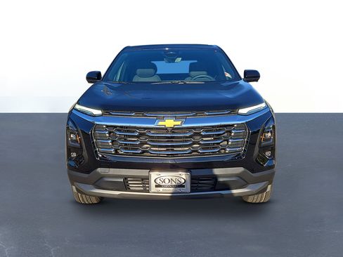 New 2026 Chevrolet Equinox LT w/ Safety and Technology Package image 2