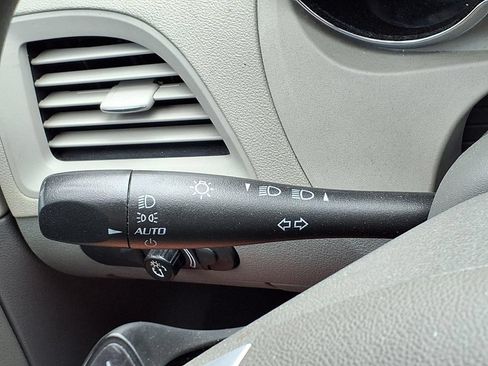 Used 2009 Chevrolet Malibu LT w/ Power Convenience Package FWD image 15