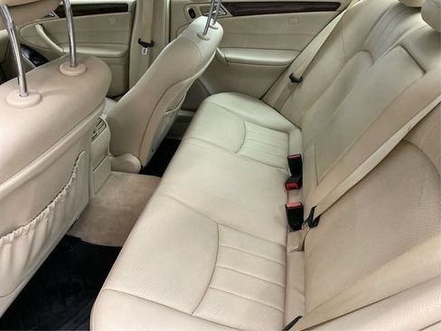 Used 2005 Mercedes-Benz C 320 4MATIC Sedan image 10