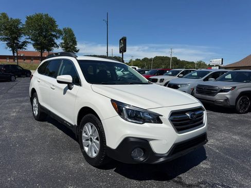 Used 2019 Subaru Outback 2.5i Premium AWD/4WD image 8