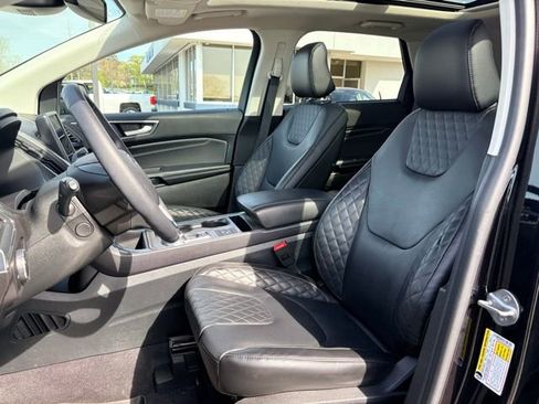 Used 2024 Ford Edge Titanium w/ Equipment Group 301A AWD/4WD image 20