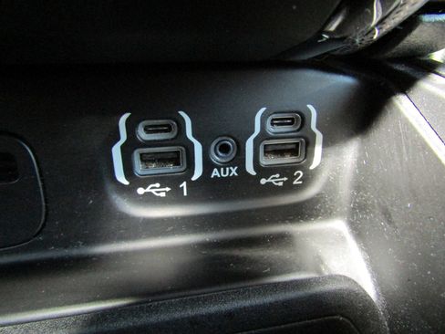 Used 2019 RAM 1500 Limited AWD/4WD image 42