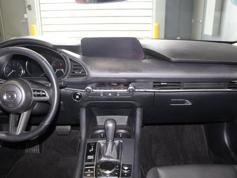 Used 2023 MAZDA MAZDA3 s FWD image 25