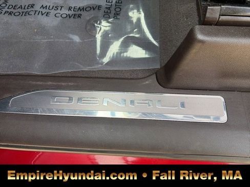 Used 2024 GMC Sierra 2500 Denali w/ Denali Reserve Package image 28