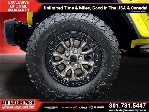 Used 2023 Jeep Wrangler Unlimited Rubicon 392 w/ Xtreme Recon 35" Tire Package AWD/4WD image 32