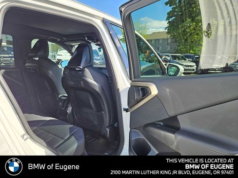 Used 2025 BMW X3 xDrive30i w/ Premium Package AWD/4WD image 14