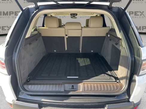 Used 2017 Land Rover Range Rover Sport HSE image 30