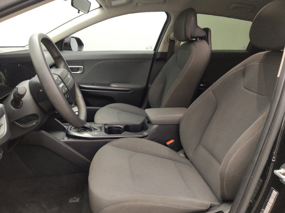 Used 2025 Kia K4 FWD image 17