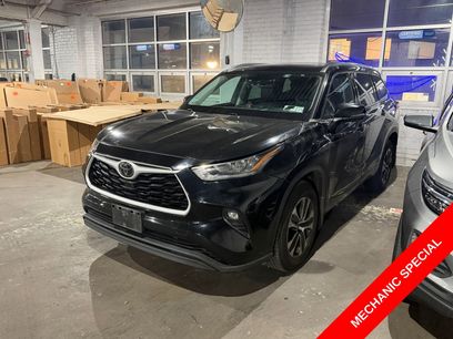 Used 2020 Toyota Highlander XLE