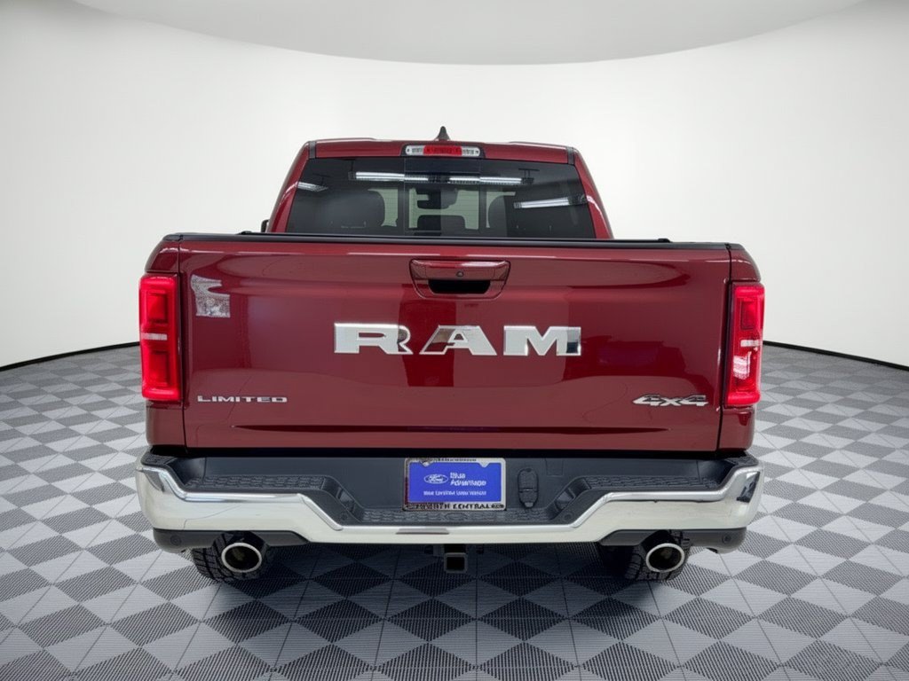Used 2025 RAM 1500 Limited w/ Off Road Group AWD/4WD image 11
