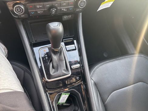 Used 2024 Jeep Compass Limited w/ Driver Assist Group I image 22