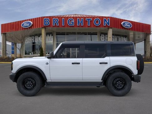 Used 2026 Ford Bronco Outer Banks AWD/4WD image 3