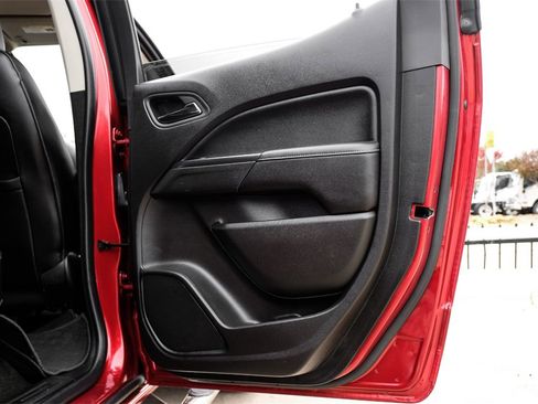 Used 2016 GMC Canyon SLT image 46