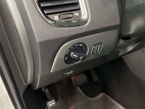 Used 2020 Dodge Durango R/T w/ Blacktop Package image 17