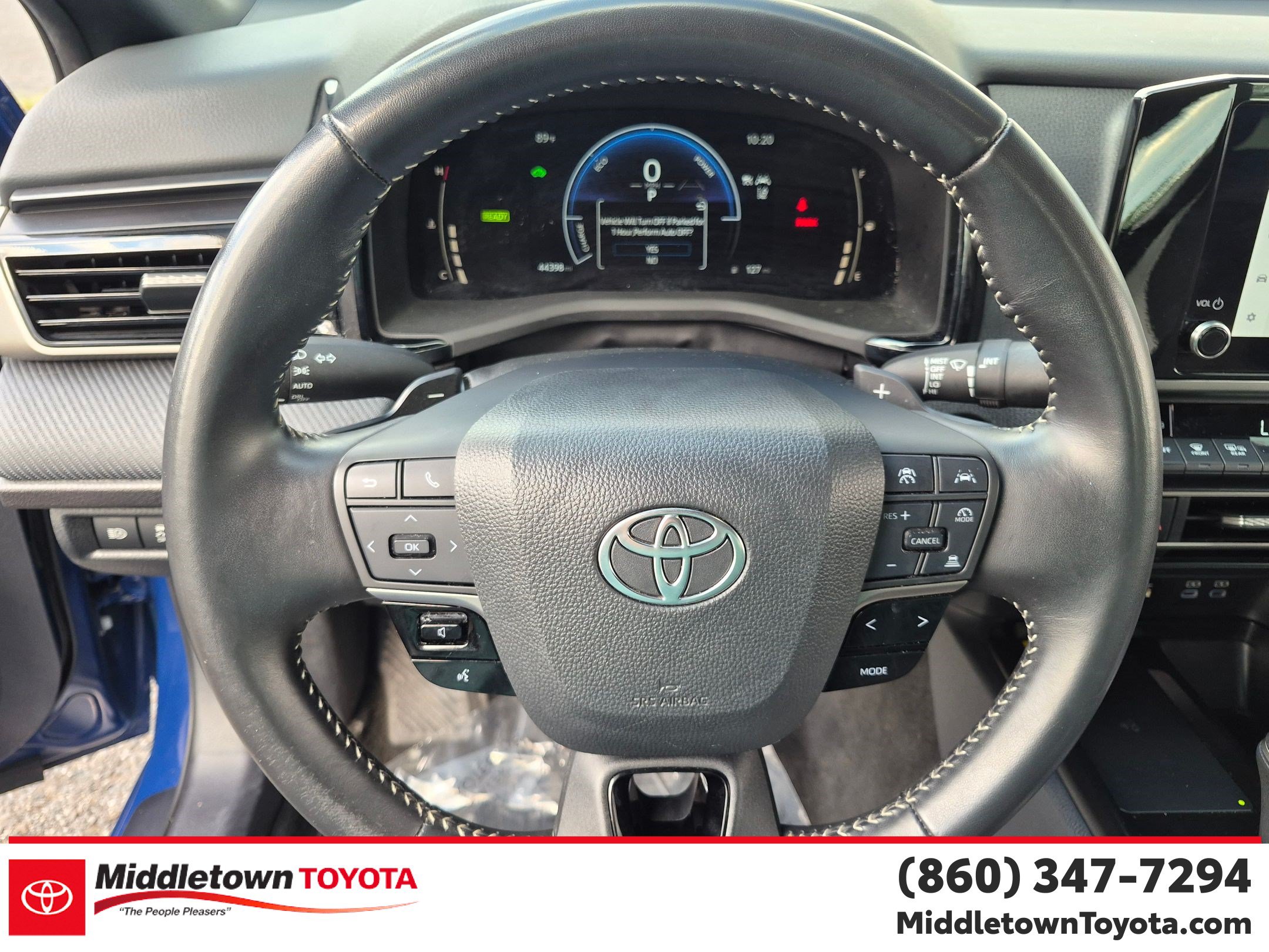 Certified 2025 Toyota Camry SE FWD image 17