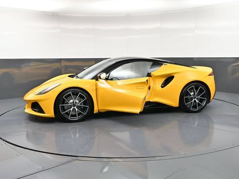 New 2026 Lotus Emira SE RWD image 32