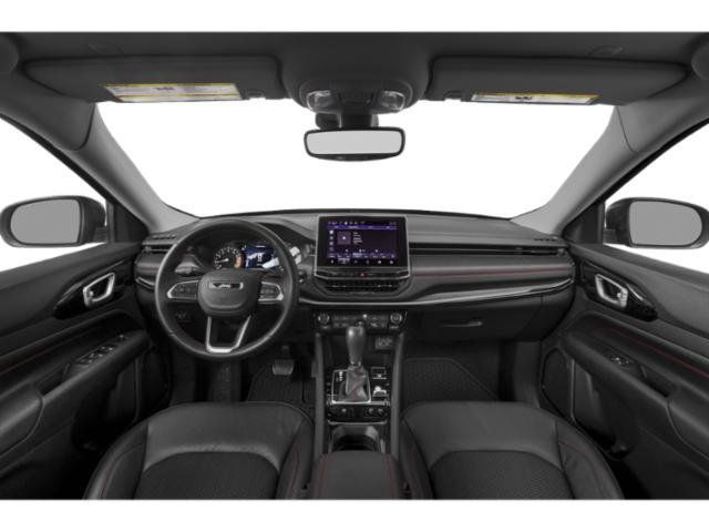 Used 2022 Jeep Compass Trailhawk AWD/4WD image 11