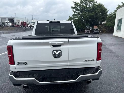 Used 2025 RAM 1500 Limited AWD/4WD image 10