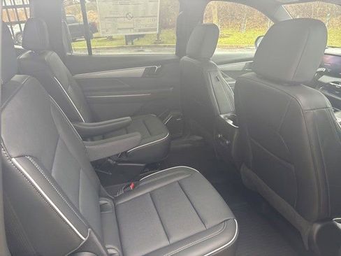 New 2025 Buick Enclave Preferred w/ Super Cruise Package image 11