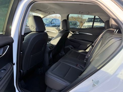 Used 2024 Buick Envision Preferred image 11