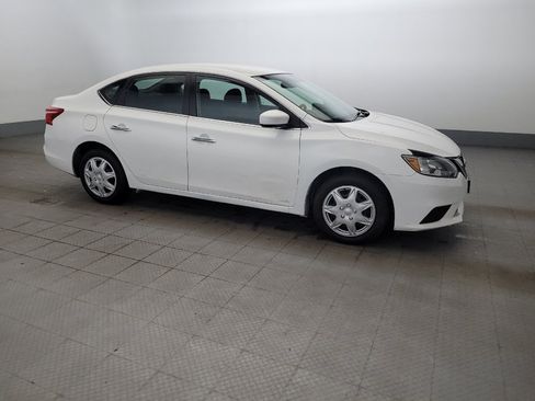 Used 2019 Nissan Sentra S FWD image 11