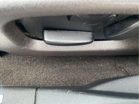 Used 2016 Lincoln MKS AWD w/ Livery Package image 15