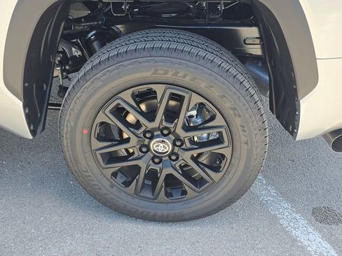 New 2026 Toyota Tundra Limited AWD/4WD image 33