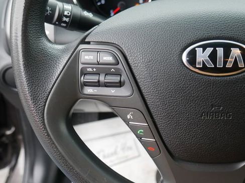 Used 2018 Kia Forte LX w/ LX Popular Package image 15