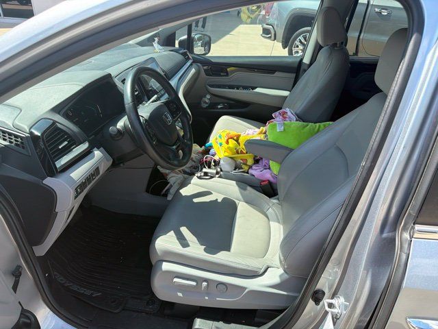 Certified 2024 Honda Odyssey Touring image 13