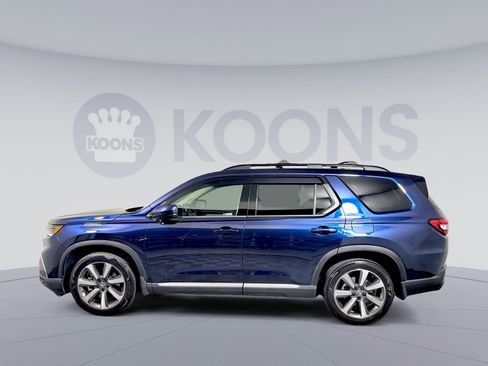 Used 2023 Honda Pilot Elite image 2