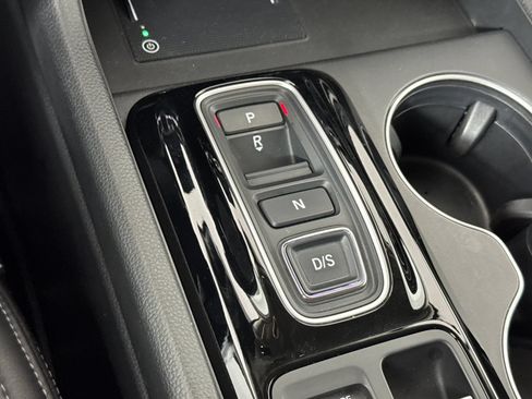 Used 2025 Honda Pilot EX-L image 22