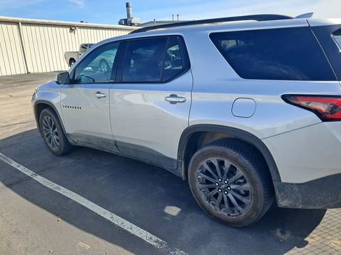 Used 2022 Chevrolet Traverse RS w/ LPO, Floor Liner Package image 8