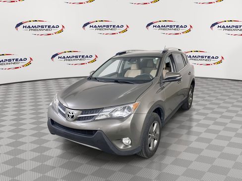Used 2015 Toyota RAV4 XLE AWD/4WD image 1