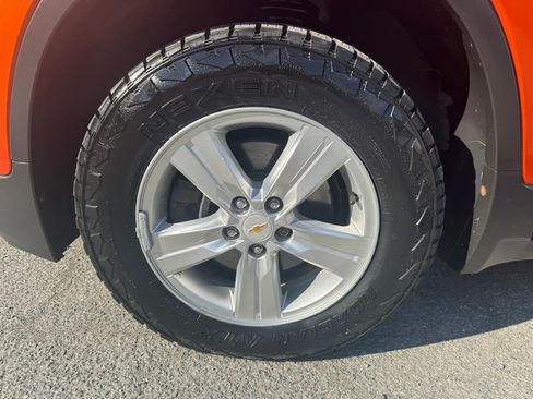 Used 2015 Chevrolet Trax LT w/ LT Sun and Sound Package AWD/4WD image 25