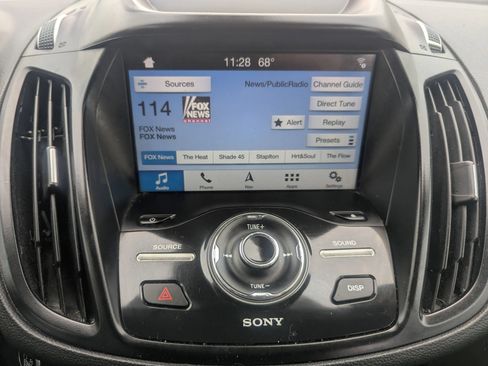 Used 2018 Ford Escape Titanium w/ Ford Safe & Smart Package AWD/4WD image 14