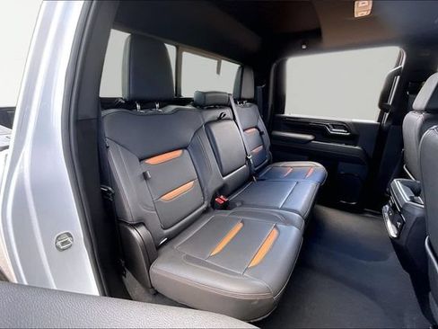 Used 2024 GMC Sierra 2500 AT4 w/ AT4 Premium Plus Package AWD/4WD image 17