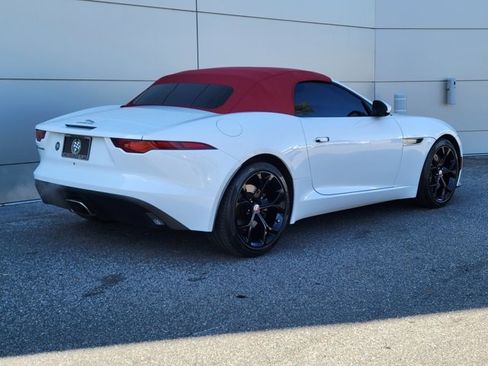 Used 2021 Jaguar F-TYPE Convertible image 4