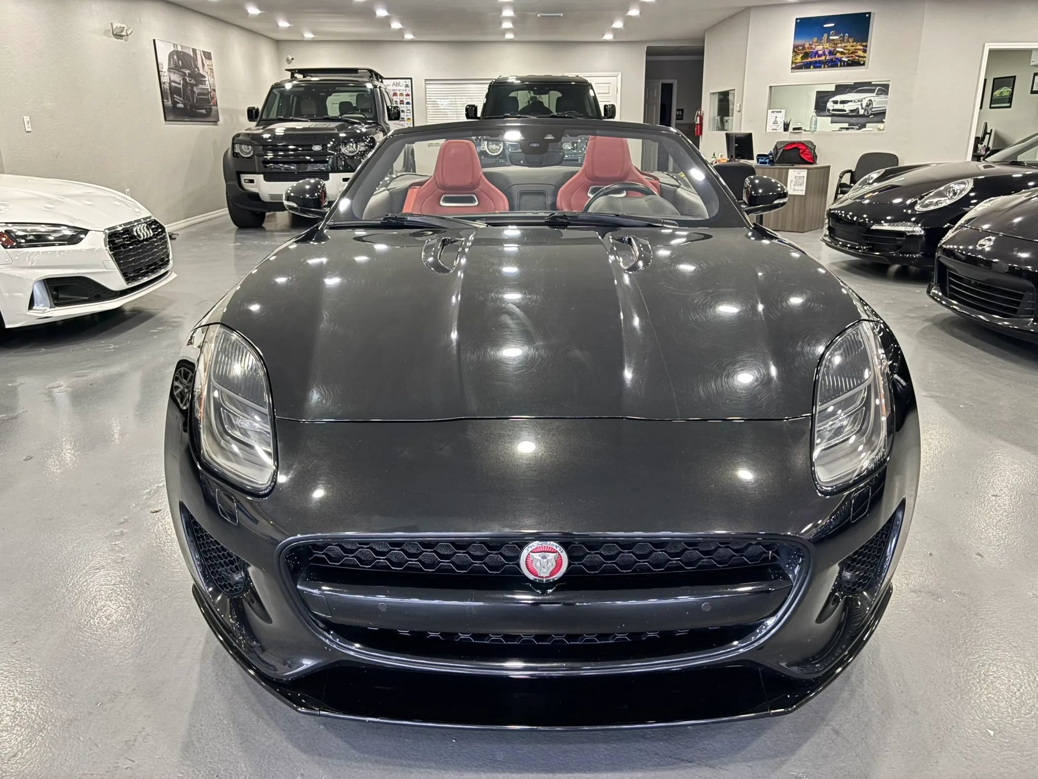 Used 2020 Jaguar F-TYPE Convertible RWD image 36