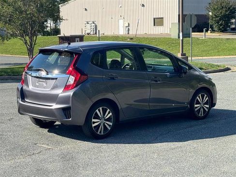 Used 2017 Honda Fit EX image 6
