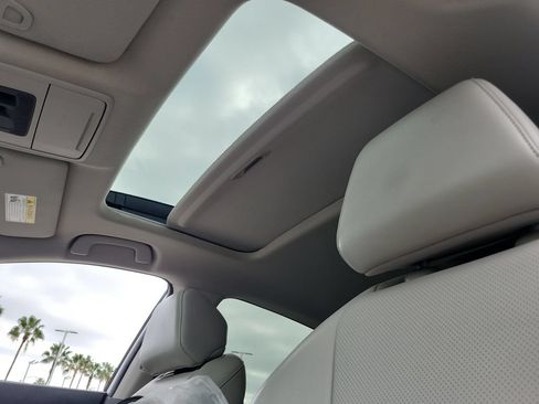 Certified 2024 Honda Accord EX-L image 31