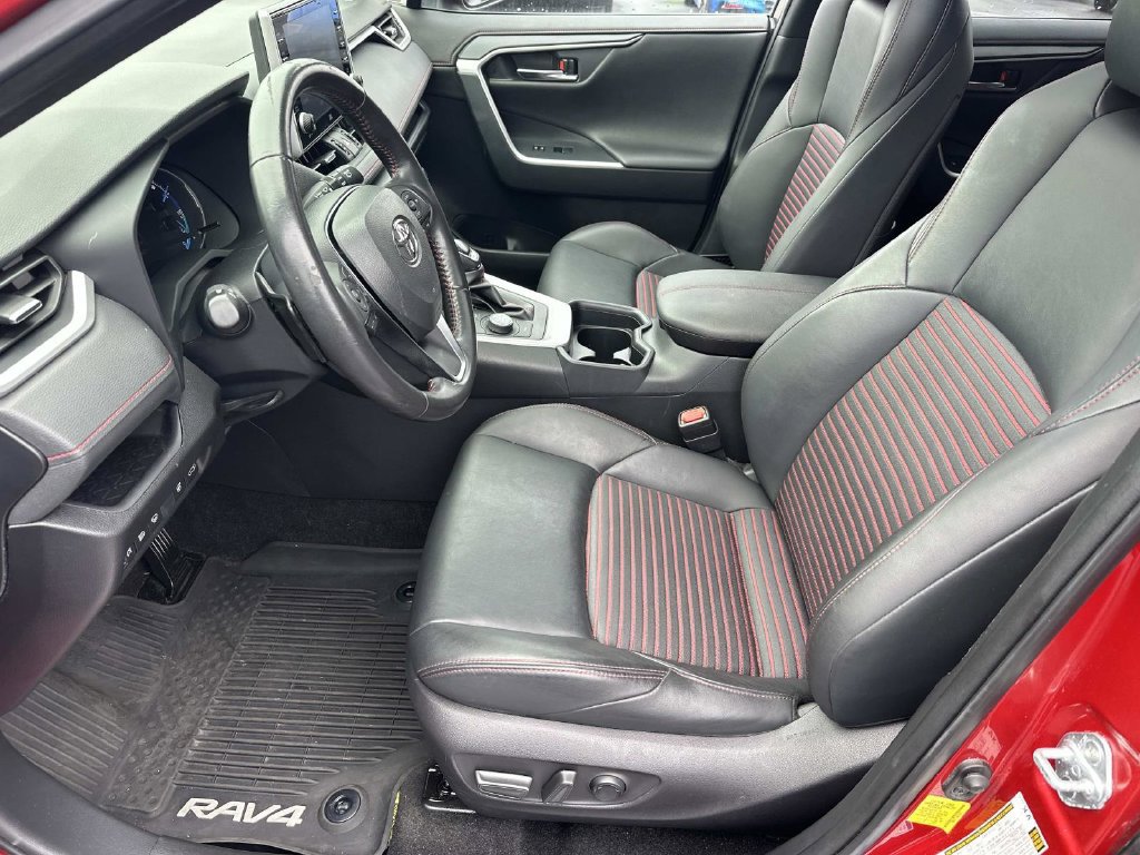 Used 2021 Toyota RAV4 XSE w/ Weather Package AWD/4WD image 19